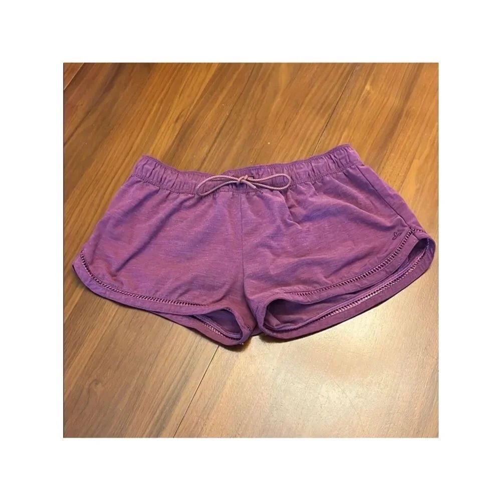 Prana shorts heather maroon shorts with cute trim size small
